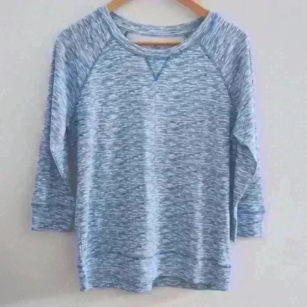 CLASSIC EDITIONS | Blue/White Textured 3/4 Length Sleeve Lightweight Top